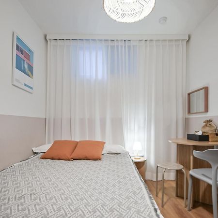 Ssh Myeongdong Dongdo Hostel Seoul Bagian luar foto
