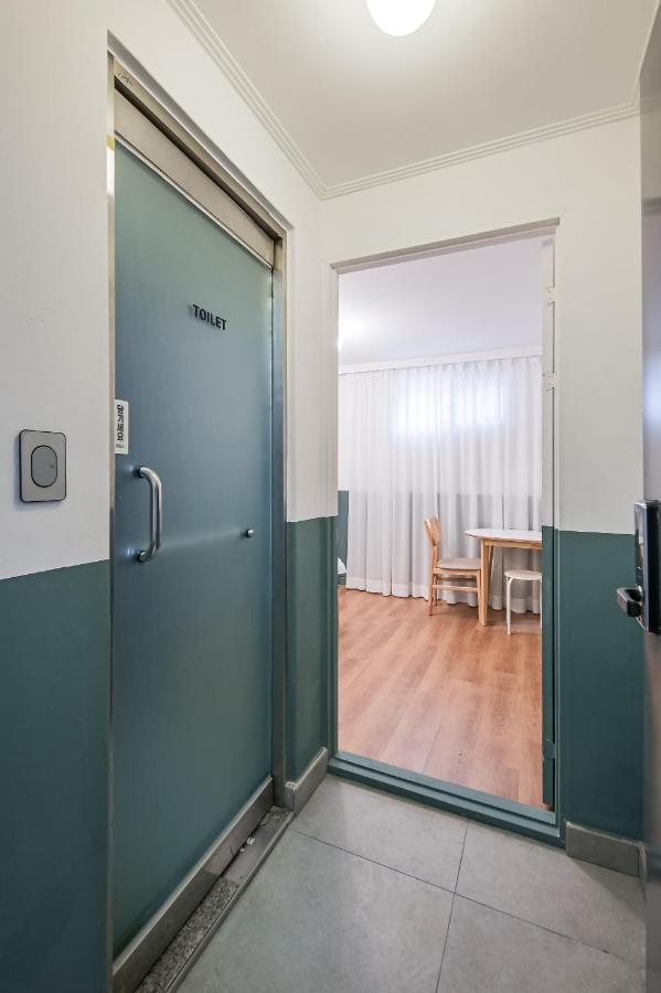 Ssh Myeongdong Dongdo Hostel Seoul Bagian luar foto