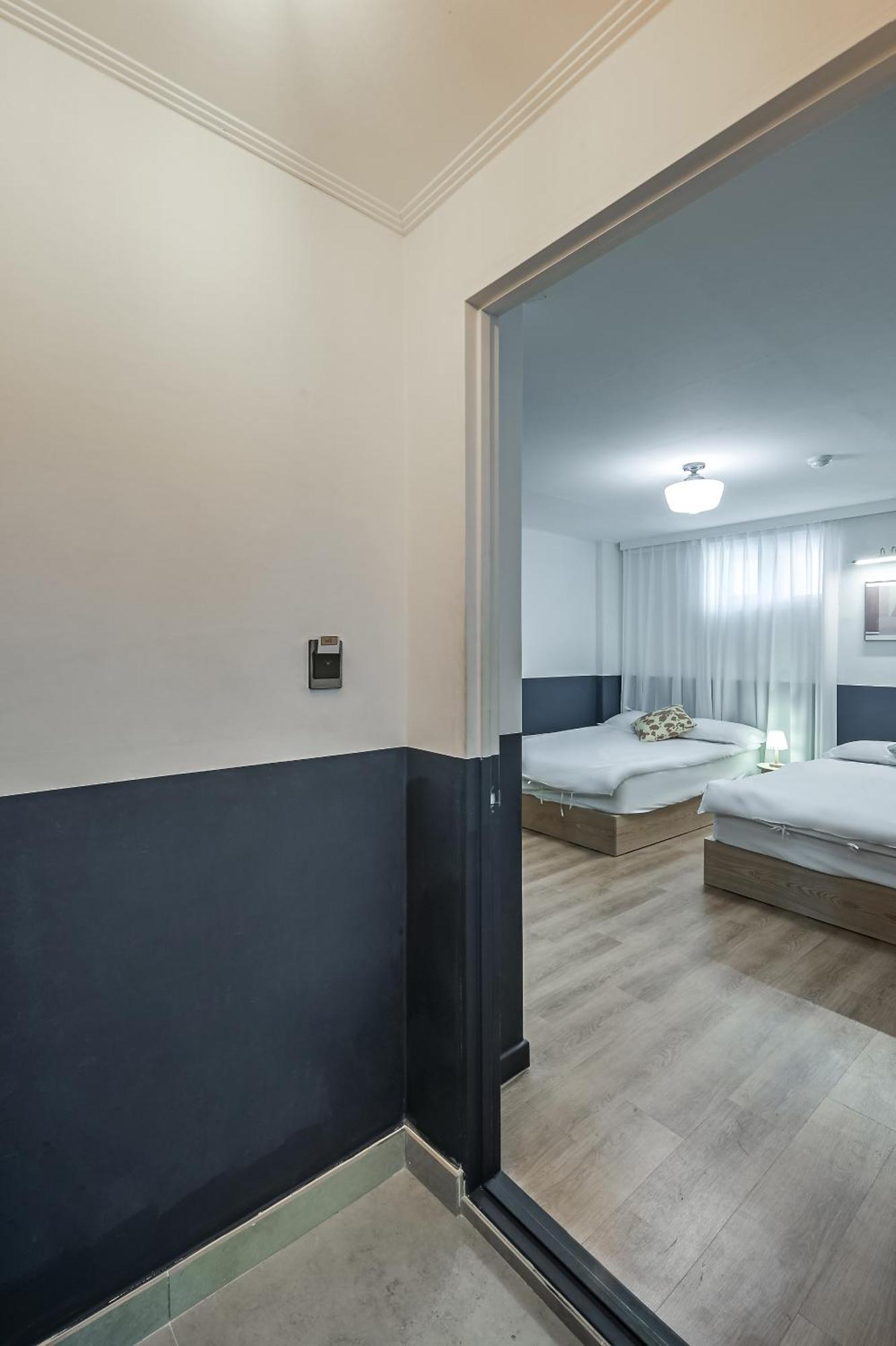 Ssh Myeongdong Dongdo Hostel Seoul Bagian luar foto