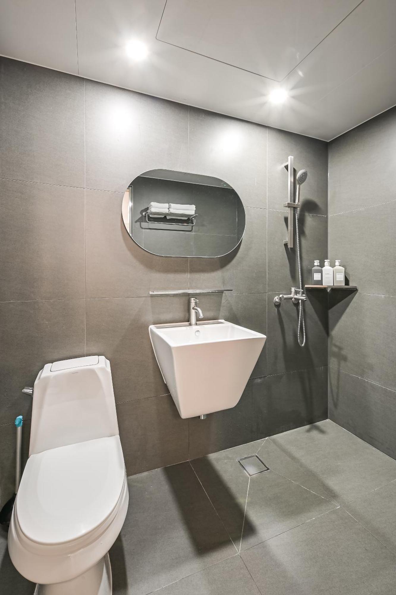 Ssh Myeongdong Dongdo Hostel Seoul Ruang foto